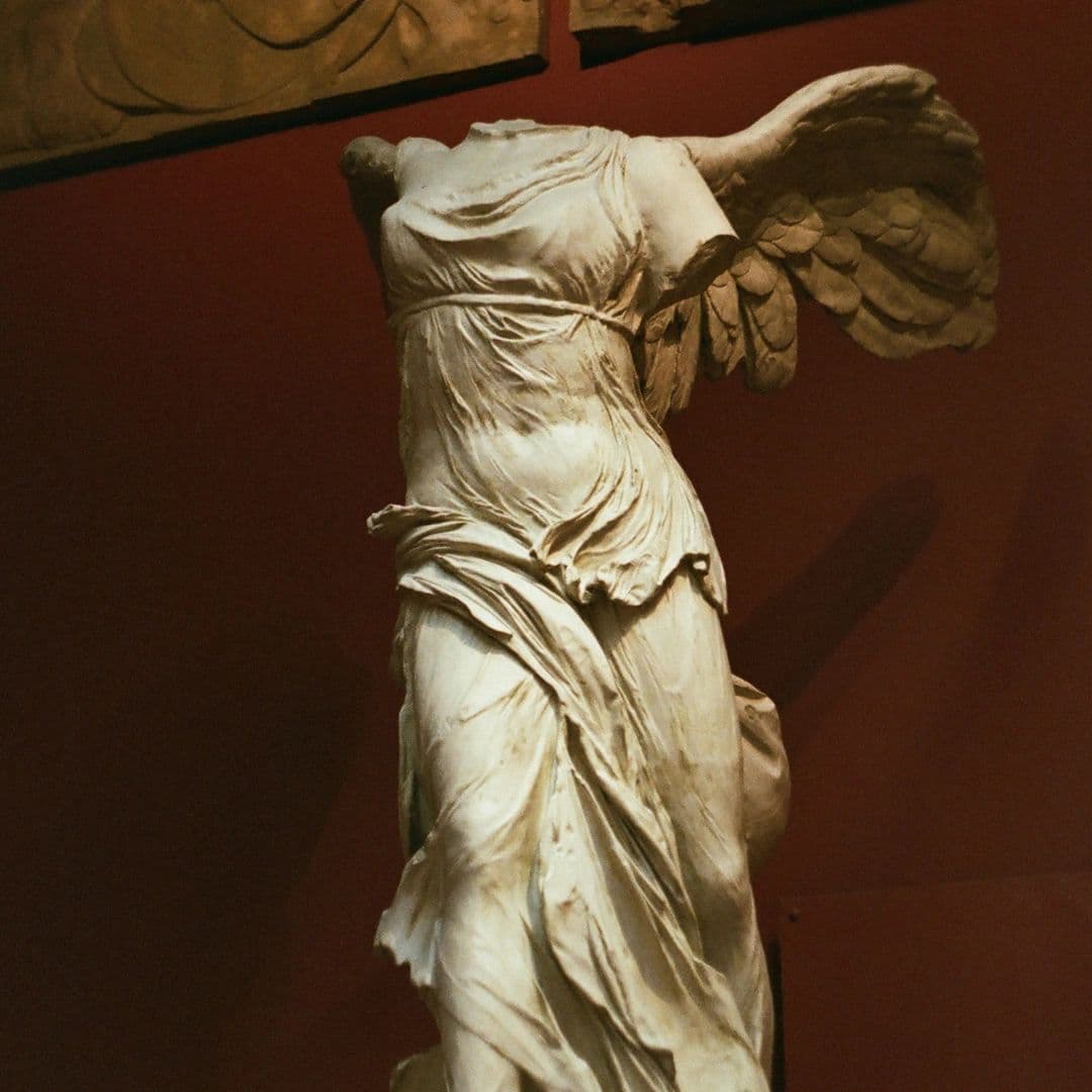 Winged Victory of Samothrace statue